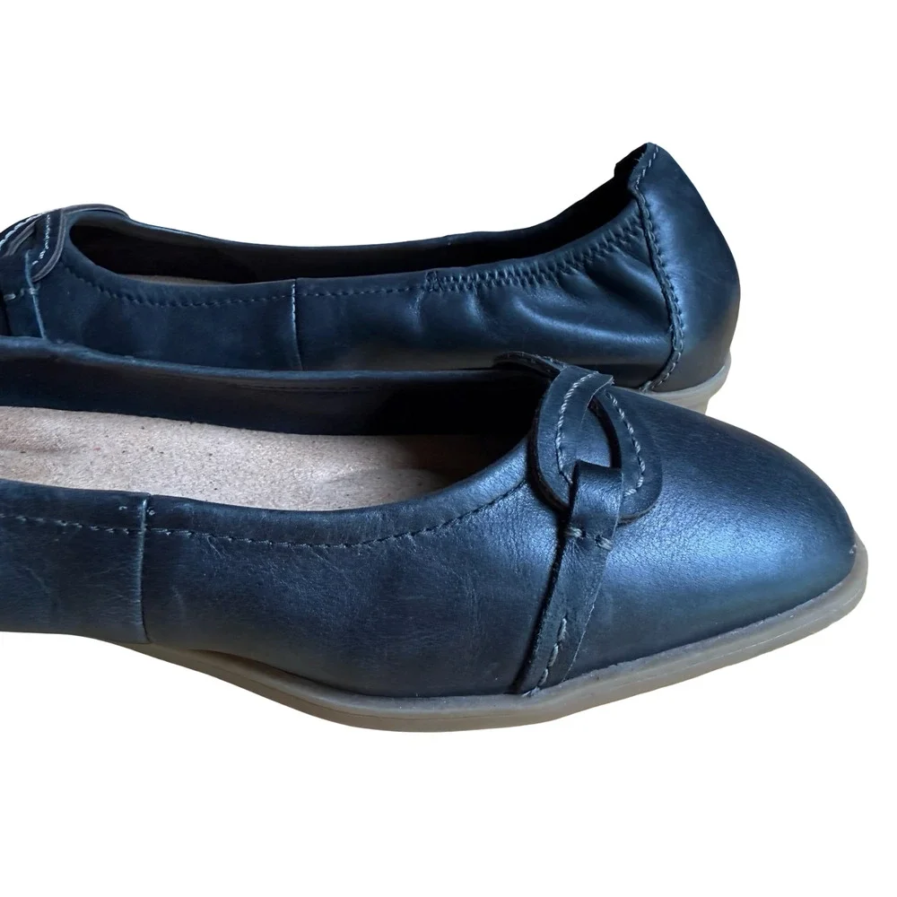 Clarks Lyrical Rhyme Black Leather Slip On Ballet Flats Square Toe Shoes sz 8